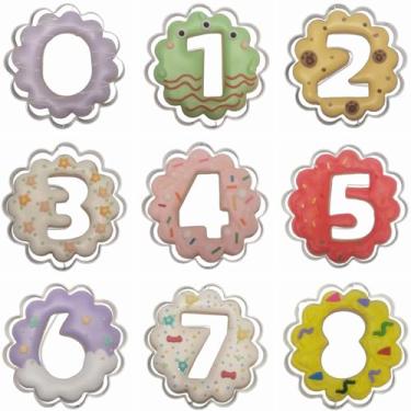 Imagem de Conjunto de cortadores de biscoito em formato de número grande com design de donut, 9 peças de aço inoxidável 0 a 8 moldes de cortador de fondant de rosquinha recheados com creme, faça você mesmo (6