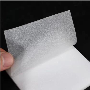 Imagem de Notas Adesivas Translúcidas Brancas com Brilho – 50 Folhas PET 7,6x7,6cm (Efeito Glitter Glow Premium)