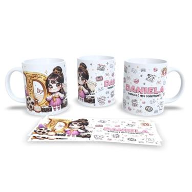 Imagem de Caneca Personalizada Anime Kawaii, Porcelana Branca, Design Amanda Dorama, Decorada com Ilustração Chibi e Padrões Fofos (d)
