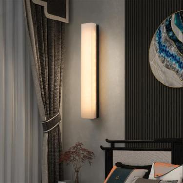 Imagem de Luminária de parede contemporânea em latão e mármore com LED, simplicidade e criatividade, ideal para sala de estar, quarto, escritório, hotel, villa e corredor (A 60 cm x L)