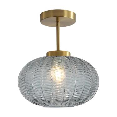 Imagem de Luminária de teto semi-embutida com globo de vidro grande, estilo vintage dourado, com vidro canelado, ideal para hall de entrada e corredor.