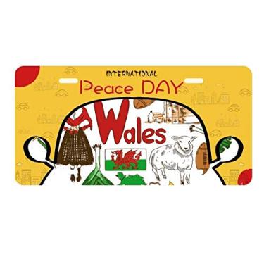 Imagem de DIYthinker Wales Love Heart UK Landscap Placa de licença com bandeira nacional para decoração de carro Dia da Paz