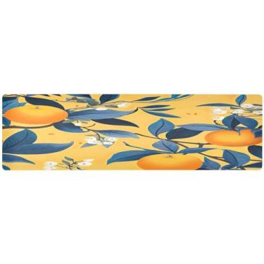 Imagem de A laranja é exibida no tapete de tripé amarelo, protetores de mesa de sala de jantar, corredor de mesa para o inverno