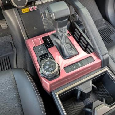 Imagem de KUJOOY Para Toyota Tacoma 2024 2025 para 4Runner 2025 Acessórios interiores decoração painel console central tampa de saída de ar moldura decorativa ABS (rosa, capa do painel de câmbio)