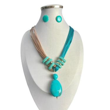 Imagem de Maxi colar feminino elegante casual resina e fio encerado - MLBpel, Ti