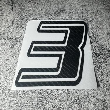 Imagem de Adesivo de carro corrida motocross números personalizados 0123456789 capacete de corrida de bicicleta sujeira decalque fita de vinil fibra de carbono preto (3, altura 6 cm)
