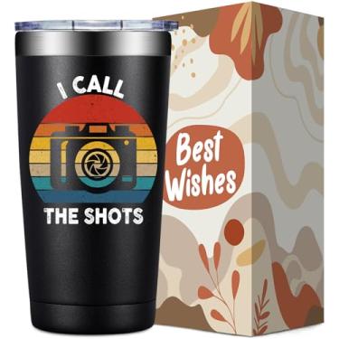 Imagem de SpenMeta Presentes de fotógrafo para homens e mulheres - Presentes fotográficos para fotógrafos - Presente de aniversário de Natal para amantes de câmeras fotográficas - Copo de 590 ml I Call The