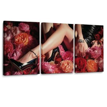 Imagem de Arte de parede em tela elegante de 3 painéis de mulher com rosas, pintura floral temperamental, arte romântica de rosa vermelha e rosa, decoração feminina glamorosa para quarto, peça de declaração