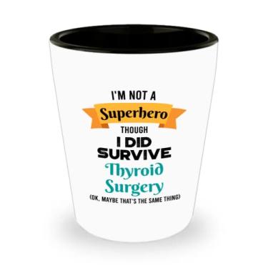 Imagem de Copo de tiro Survivor para cirurgia de tireoide - Presentes para sobreviventes de cirurgia de tireoide - Copo de tiro de cerâmica engraçado