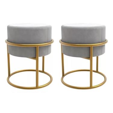 Imagem de Kit 2 Puff Base Ferro Dourada Veludo Banqueta Premium - Zinn Móveis