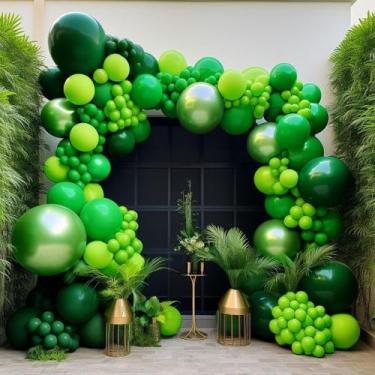 Imagem de Kit de guirlanda de balão LuxurParty Green com enchimento duplo de 10 