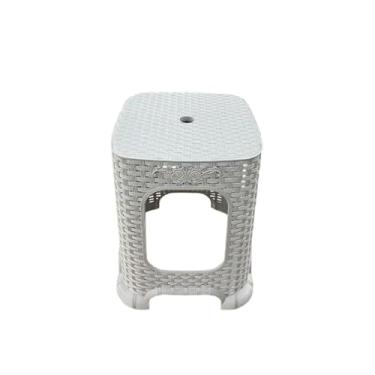 Imagem de Banqueta de Rattan Sintético nas Cores Preta ou Cinza - Para Varanda, Cozinha e Jardim, Resistente a Intempéries e Fácil de Limpar(Cinza)