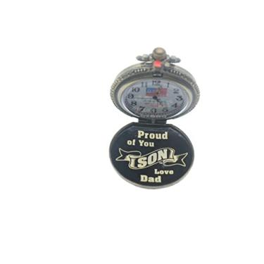 Imagem de Proud of You Son Love Dad Approved Railroad Train Relógio de bolso com um "Certificado de Fatos Históricos Ferroviários" que pode ser impresso em nossos sites
