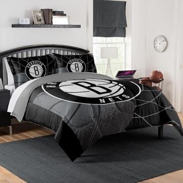 Imagem de NORTHWEST Brooklyn Nets Conjunto de edredom oficialmente licenciado pela NBA – Casal/Queen e Twin/Twin GG – Roupa de cama macia com logotipo do time e fronhas – Conjunto de quarto de fã de basquete