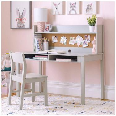 Imagem de Escrivaninha infantil Martha Stewart Living & Learning cinza com hutch, nichos e cadeira em madeira para estudo e tarefas