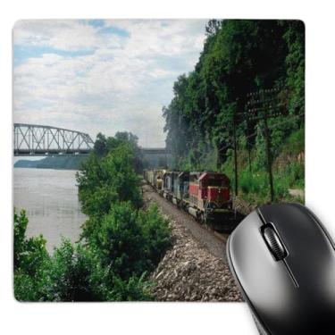 Imagem de 3dRose Mouse pad LLC 20 x 20 x 0,63 cm, cabeçalho triplo com trem passando por uma passagem de montanha (mp_80382_1)