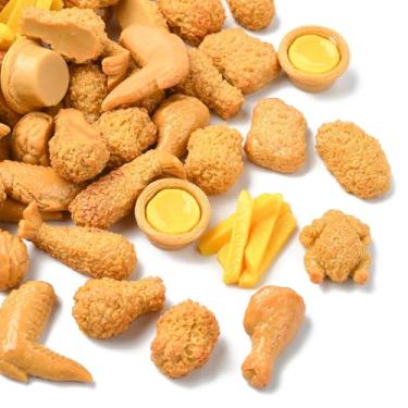 Imagem de LiQunSweet 100 peças de estilos mistos, tema fast food, cabochão de resina, batatas fritas, ovo de galinha, imitação de comida, berloques flatback para joias faça você mesmo, enfeite de artesanato,