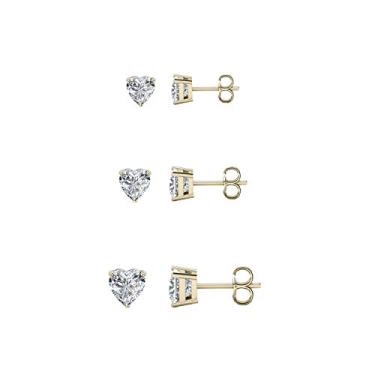 Imagem de 3 pares de brincos de zircônia cúbica folheados a ouro branco 14K da Savlano, com corte de coração, vem em 4 mm, 6 mm e 8 mm para mulheres, meninas e homens