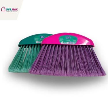 Imagem de Vassoura Multiuso Tropical com Cabo  Cerdas Resistentes e Leves para L