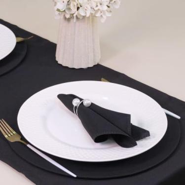 Imagem de Kit Mesa Posta 2 Lugares, 7 Peças, Caminho de Mesa 130x40cm, Sousplat 35cm, Guardanapo e Anel Porta-Guardanapo com Pérola, Preto (Prata)