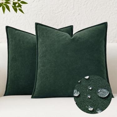 Imagem de Kevin Textile Capas de almofada decorativas à prova d'água, verde-escuro, 50,8 x 50,8 cm, pacote com 2 fronhas macias texturizadas, almofadas elegantes para sofá, cadeira, cama, decoração de casa