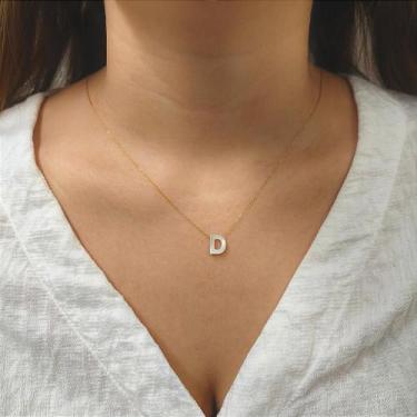 Imagem de Colar de Ouro 18k com Letra 'D' em Madrepérola Natural na Corrente Zet