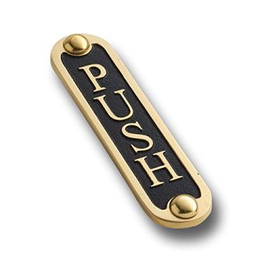 Imagem de PUSH Placa de porta de latão. Placa de parede de decoração de casa estilo tradicional feita à mão por The Metal Foundry UK.