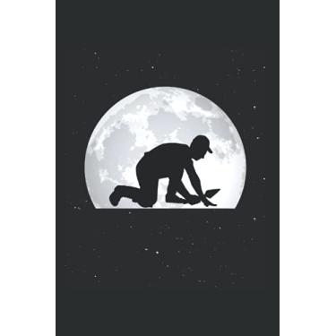 Imagem de Tiler Notebook: Tiler Moon Mosaic Layer Paver / 6x9 inches / 120 graph sites