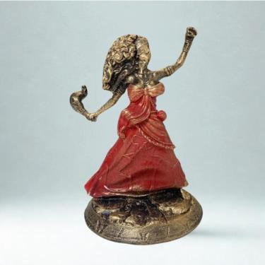 Imagem de Escultura Iansã Poder dos Ventos Vintage em Resina 11 cm - Lua Mística