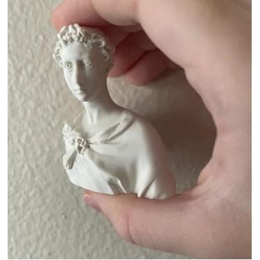 Imagem de Air-Ads Supplies Escultura em miniatura da escultura do busto de São Jorge de Sanctus Georgius, 7 cm, branca