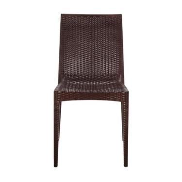 Imagem de Cadeiras em Polipropileno com Tramas Identicas ao Rattan e Proteção UV