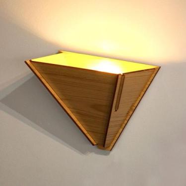 Imagem de Kit 2 Arandelas Luminária Decorativa Vazado Aletado Madeira Triangular