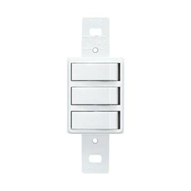 Imagem de Miolo Módulo 3 Interruptores Simples 10A Branco Fame Blanc