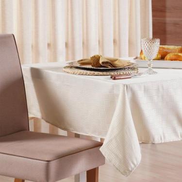 Imagem de Toalha de Mesa Finesse 220x220cm 100% Poliéster Tessi Amendoa