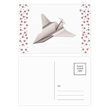 Imagem de Origami geométrico abstrato padrão aeronáutico Natal flor celebração cartão postal bênção postal