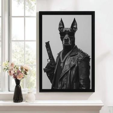 Imagem de Pinscher Doberman preto e branco segurando uma arma, decoração de arte de quarto, decoração de casa - pintura de parede em tela impressa de arte 11,20 x 45 cm Pôster em tela sem moldura