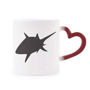 Imagem de Caneca de grés com estampa biologia de tubarão preto azul oceano preto com mudança de cor vermelha