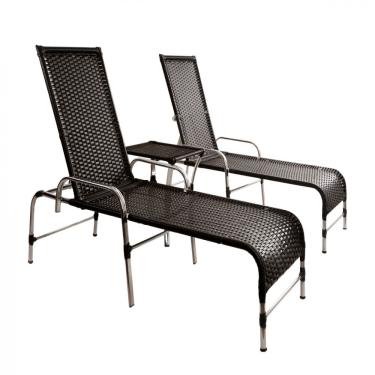 Imagem de Conjunto De Espreguiçadeiras E Mesa Confortável Para Piscina Trama Original