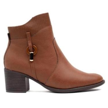 Imagem de Bota Feminina Comfortflex Cano Curto com Detalhe Lateral Marrom Claro-Feminino