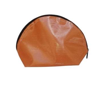 Imagem de Nécessaire Meia Lua Pequena, Feita De Lona De Painel Publicitário, Com