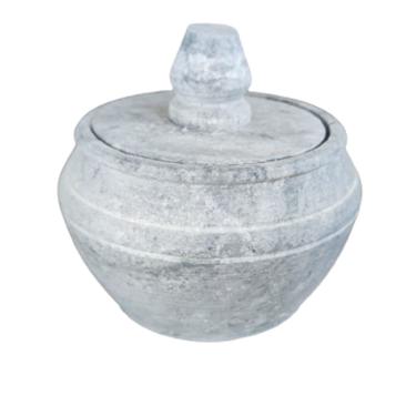 Imagem de Farinheira com tampa em pedra sabão