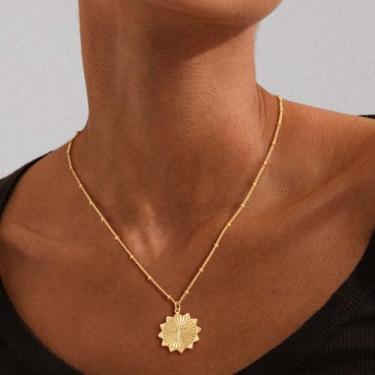 Imagem de Colar feminino com pingente de flor com inicial de ouro delicado banhado a ouro 14K, zircão cúbico, girassol, simples, minimalista, delicada, joia moderna, Medium, Latão, Sem Pedra Preciosa