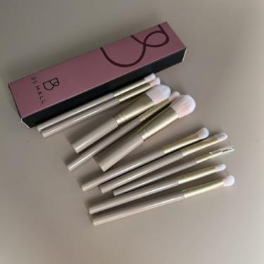 Imagem de Conjunto de pincéis de maquiagem com 13 peças de chá de leite | Pincéis de cerdas macias para blush e sombra de nariz com bolsa de armazenamento 24-3