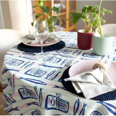 Imagem de Toalha de Mesa Redonda Maré de Sorte - Sardinhas Retrô 1,40m - Pomar D