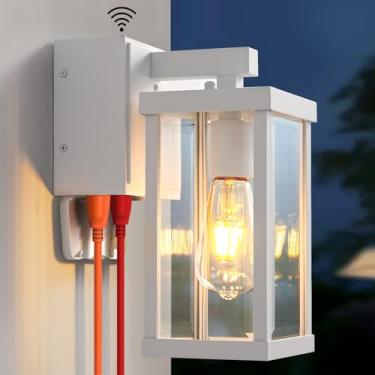 Imagem de JOKAONOTL Luzes de varanda do crepúsculo ao amanhecer com tomadas GFCI luzes de parede externas à prova d'água luminárias externas modernas suporte de parede para casa pátio garagem, branco, 29 cm A