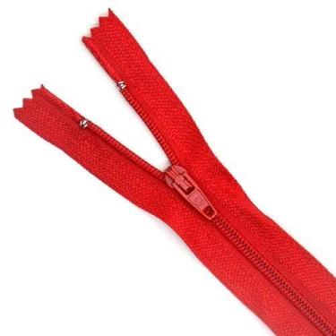 Imagem de Zíper de Nylon Fixo - 60 cm - CÍRCULO, 820 CEREJA