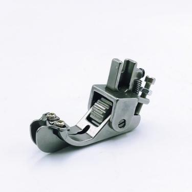 Imagem de Calcador com Guia e Rodízio Dentado para Reta DF-60601 - Sun Special