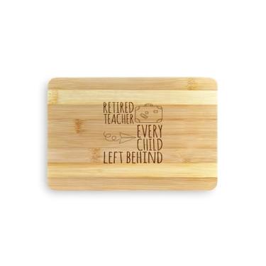 Imagem de Tábua de cortar professor aposentado, professor aposentado que todas as crianças deixaram para trás, tábua de corte de bambu, ideia de presente de inauguração de casa, aniversário, ideia de presente