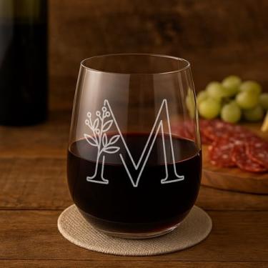 Imagem de On The Rox Drinks Presentes com monograma para mulheres e homens - Letra A-Z com monograma gravado com inicial taça de vinho sem haste - presentes de vinho personalizados de 500 ml para mulheres e