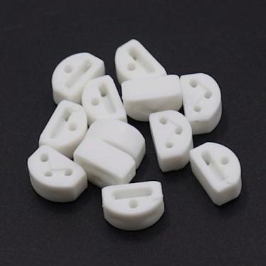 Imagem de Cheerock Pacote com 12 cordas de plástico para guitarra, cordas de ponte de 3 furos, prendedores de cordas de violão para guitarra clássica acústica ukulele de nylon (branco)